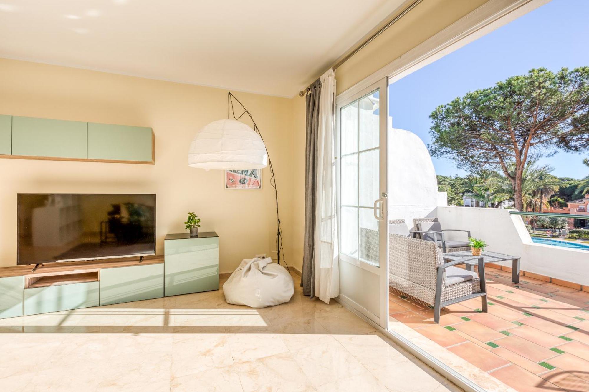 Life El Presidente Penthouse Pool View Apartment Estepona Luaran gambar